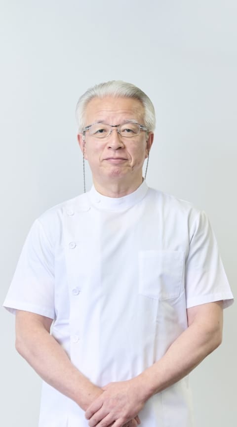 院長 安川 朋久